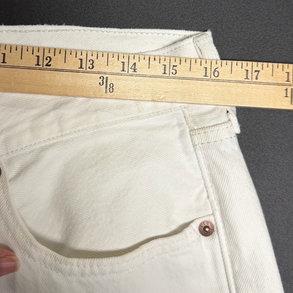 Levi's Men's White Straight Jeans - Picture 10 of 16